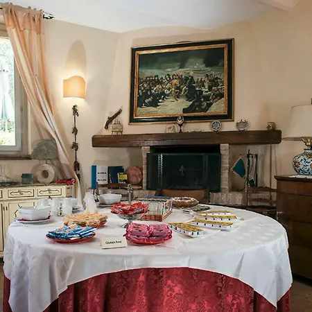 Отель La Padronale Del Rivo
